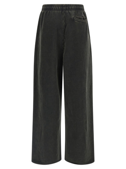 Joggers by Entire Studios for women in organic cotton black features a refined silhouette with a refined straight-leg & wide, defined by a and a refined long for a refined finish.