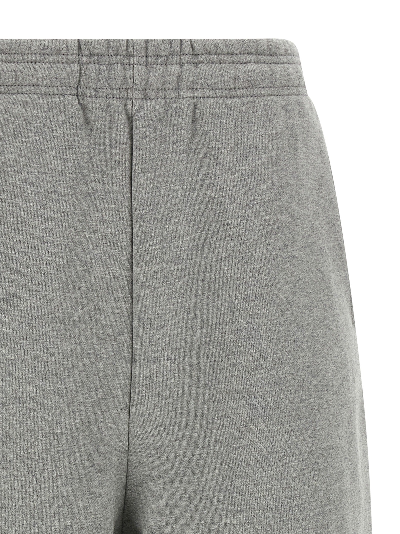 Joggers by Entire Studios for women in organic cotton gray features an sophisticated and straight-leg & wide with a precise long, creating a sophisticated and sophisticated silhouette.