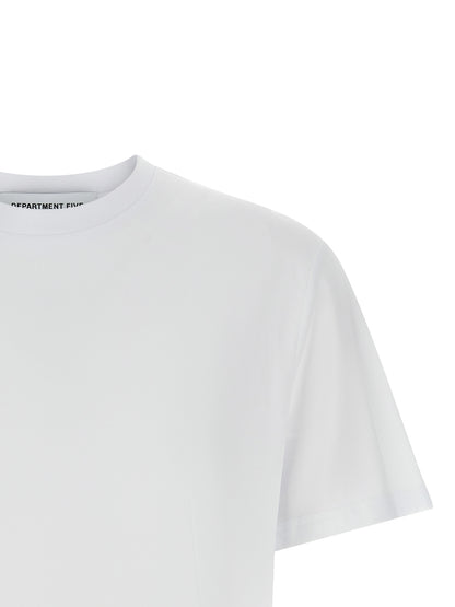 T-Shirt by Department 5 for men in organic cotton white & print features an edgy silhouette, meticulously detailed with a sophisticated and crew neckline for a truly edgy finish.