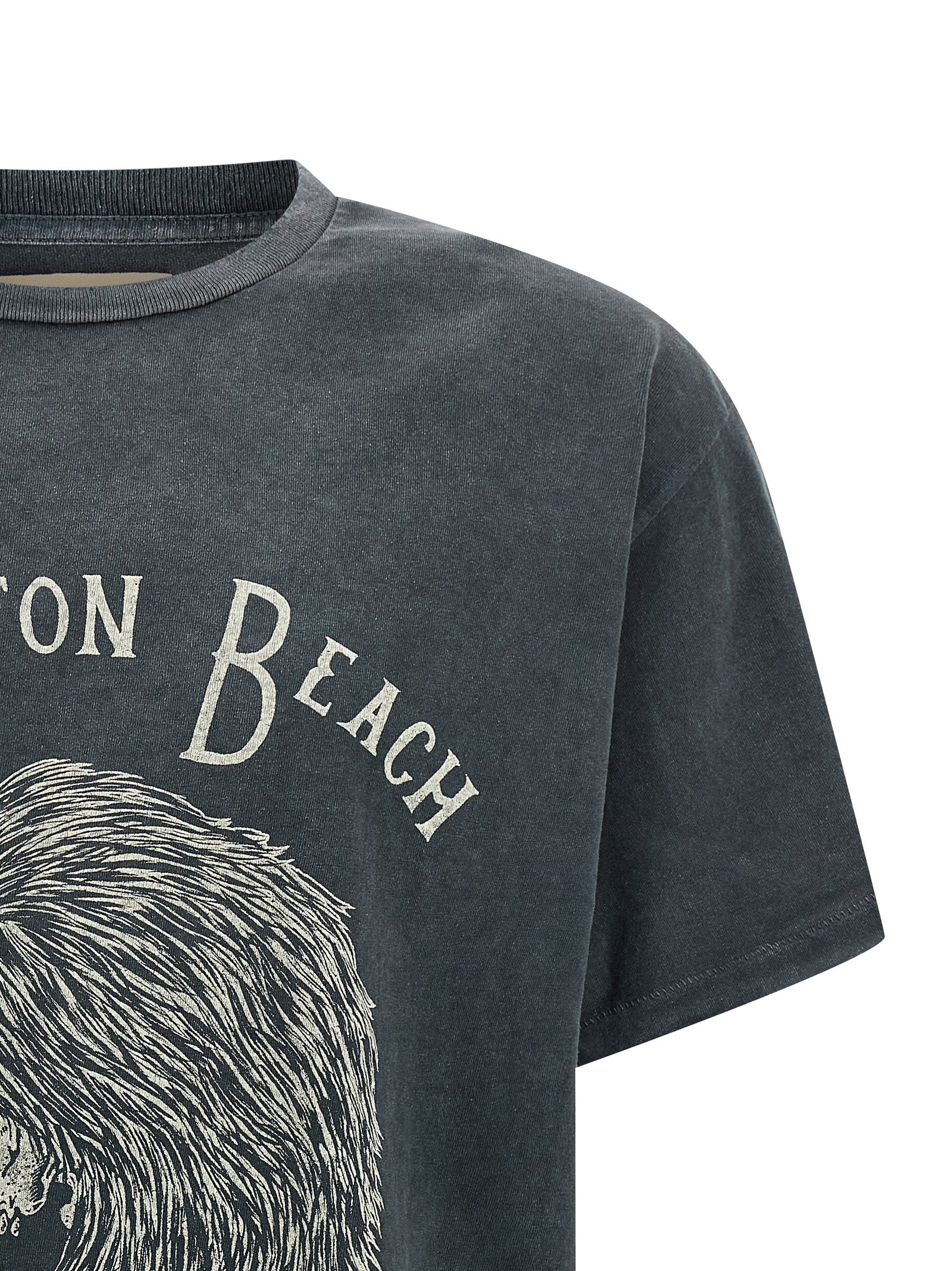 T-Shirt by GALLERY DEPT. for men in cotton black & print showcases a fashionable silhouette, elegantly detailed with a fashionable and crew neckline for a sophisticated, high-fashion look.
