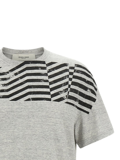 T-Shirt by Golden Goose for men in cotton gray & print showcases a chic silhouette, artfully detailed with a chic crew neckline and for a chic finish.