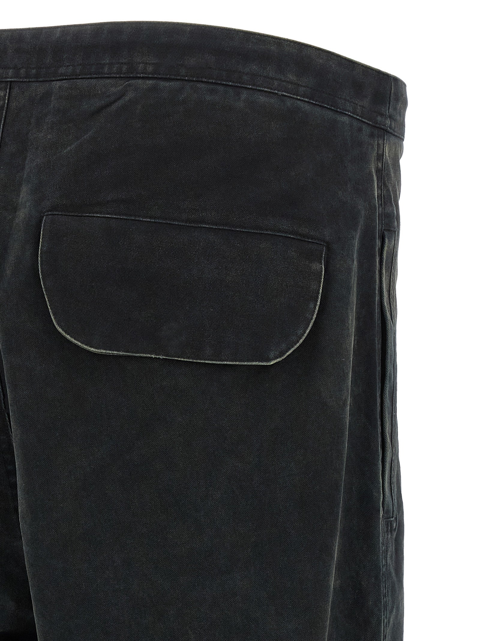 Cargo Pants by Entire Studios for men in cotton black presents a on trend silhouette, artfully finished with a on trend straight & wide, long, and for a sophisticated look.
