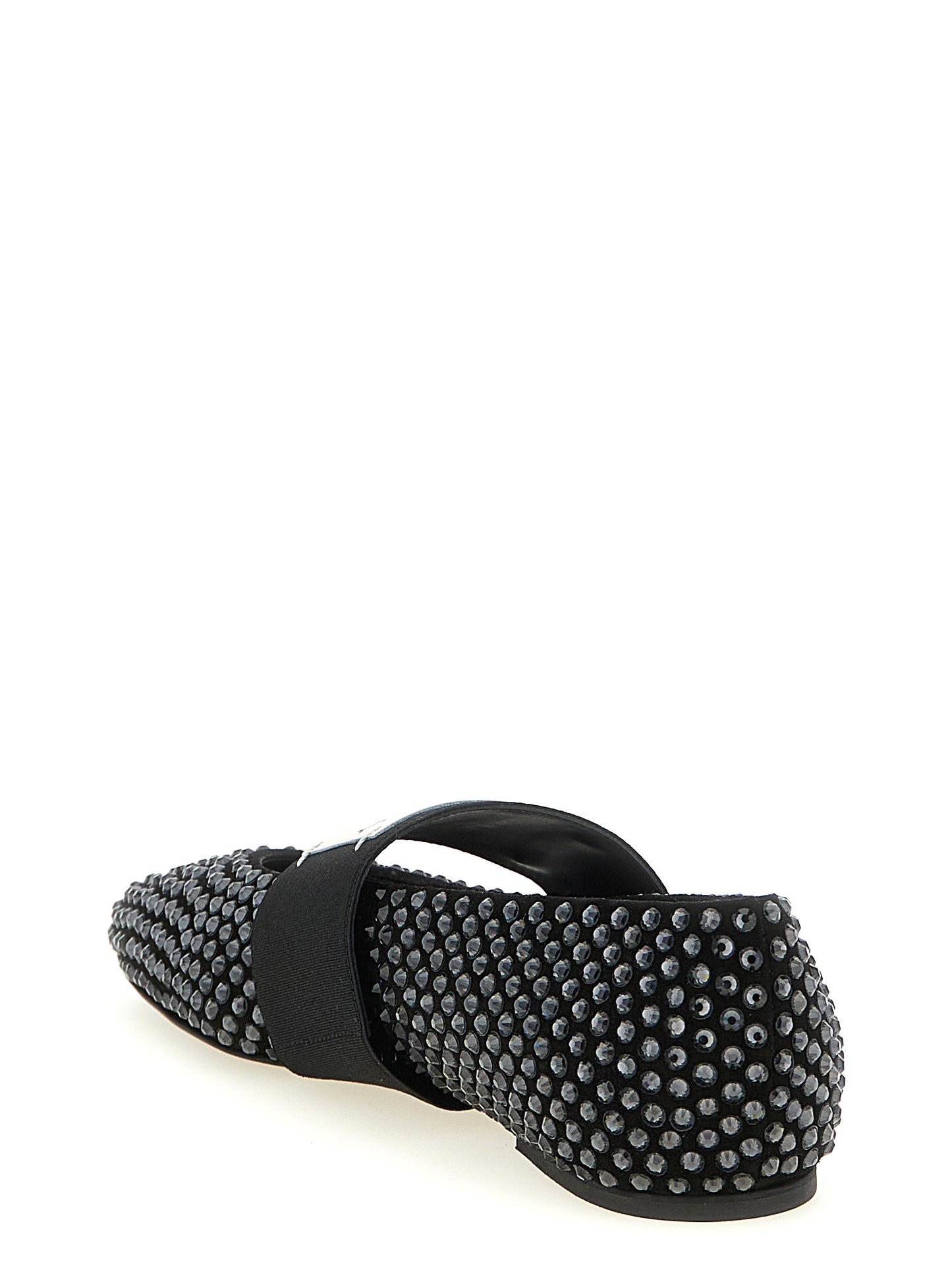 Ballet Flat Shoes by Givenchy for women in calfskin leather & crystal black features an captivating silhouette, showcasing the captivating style of the Women's Calfskin Leather & Crystal Ballet Flat Shoes with its distinct and refined square toe style.