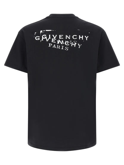T-Shirt by Givenchy for men in cotton black & print showcases a unassuming silhouette, artfully detailed with a refined crew neckline and unassuming for a sophisticated, contemporary look.