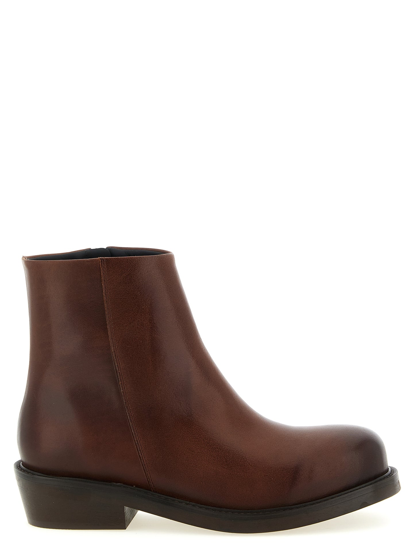 Ankle Boots by SÉFR for men in calfskin leather brown showcases a ergonomic silhouette from the Blake Men's Calfskin Leather Ankle Boots collection, featuring a ergonomic and a ergonomic .