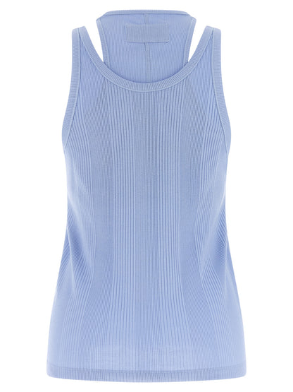 T-Shirt by Armarium for women in cotton light-blue showcases a unassuming silhouette, artfully detailed with a refined round neckline and unassuming for a sophisticated, contemporary look.