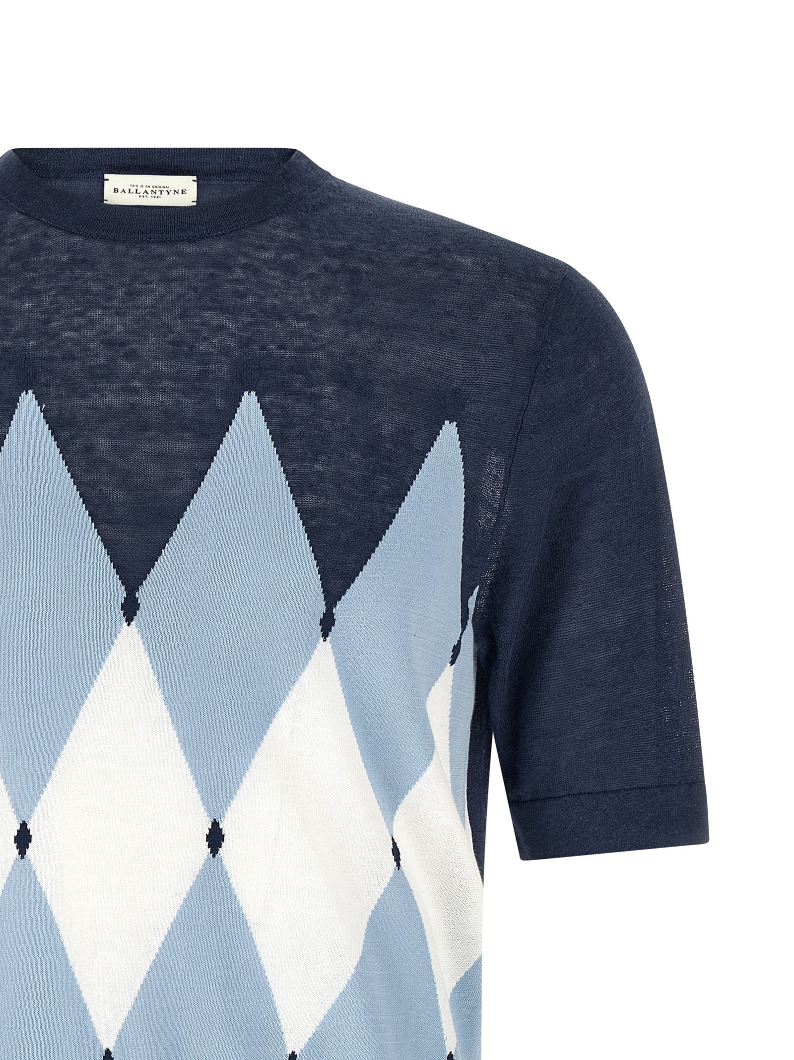 T-Shirt by Ballantyne for men in linen & cotton blue, patterned, argyle & jacquard showcases a dramatic silhouette, elegantly detailed with a dramatic and for a truly dramatic finish.
