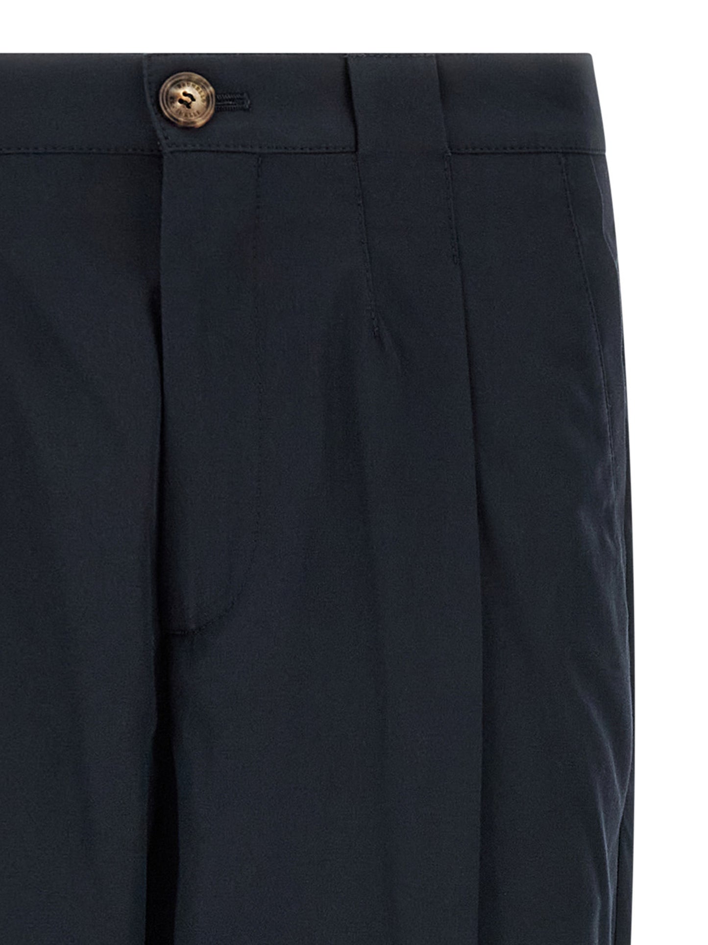 Chinos Pants by Brunello Cucinelli for men in cotton blue features an perennial straight-leg & regular-fit and long, expertly tailored with a perennial for a refined silhouette.