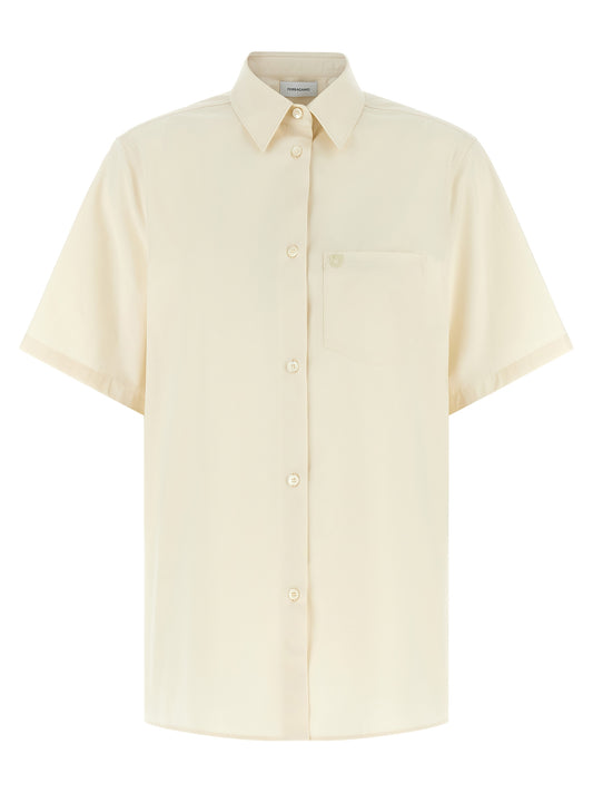 Blouse by Ferragamo for women in cotton & silk beige, pearl & signature presents a discerning silhouette, showcasing a sophisticated asymmetric neckline and short-sleeve for a truly discerning finish.