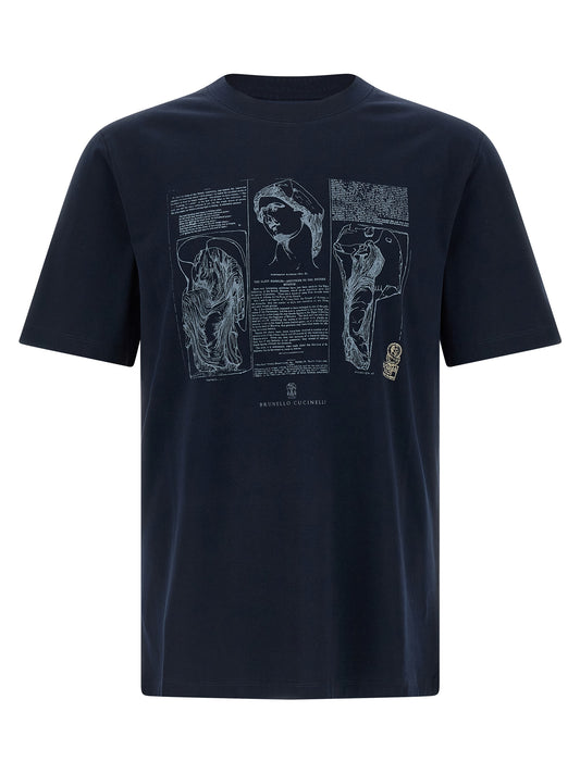 T-Shirt by Brunello Cucinelli for men in cotton blue & print showcases a fashionable silhouette, elegantly detailed with a fashionable short-sleeve and crew neckline for a sophisticated, high-fashion look.