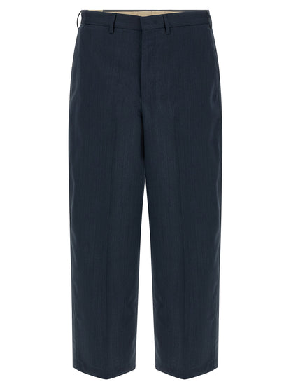Trousers by PT Torino for men in virgin wool blue presents a perennial silhouette, meticulously tailored with a straight-leg cut, long finish, and an elegant .