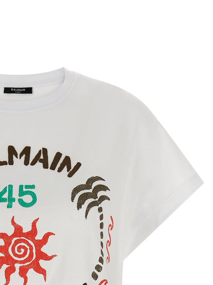 T-Shirt by Balmain for women in cotton white & print features an edgy silhouette, meticulously detailed with a sophisticated and for a truly edgy finish.