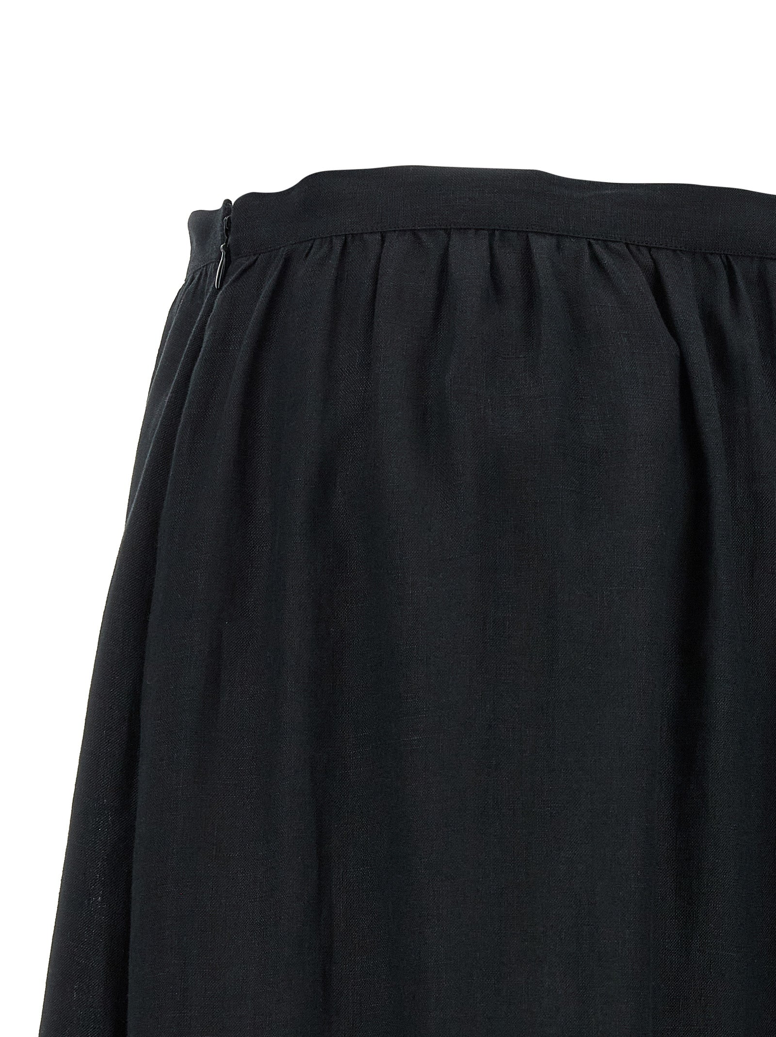 Skirt by Kiton for women in linen black features a captivating silhouette, showcasing the captivating Women's Linen Mini Skirt design with a sophisticated mini for a captivating look.