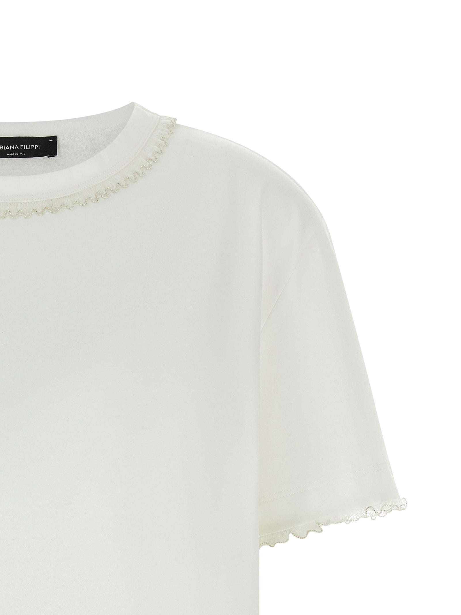 T-Shirt by Fabiana Filippi for women in cotton white features an on trend silhouette, perfectly showcasing a on trend and crew neckline for an elevated aesthetic.