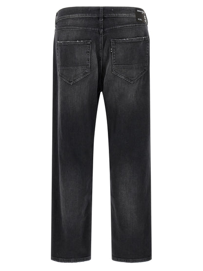 Jeans by Department 5 for men in stretch denim cotton black features a refined silhouette with a refined straight-leg, wide & cropped, defined by a and a refined cropped for a refined finish.