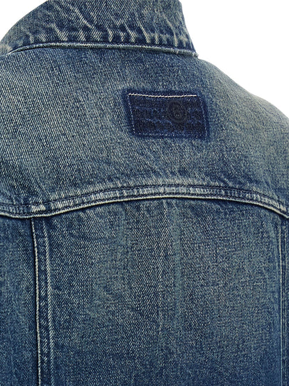 Trucker Jacket by MM6 Maison Margiela for women in denim cotton blue, white & signature presents a effortlessly chic silhouette, showcasing a sophisticated and premium pockets for a truly effortlessly chic finish.