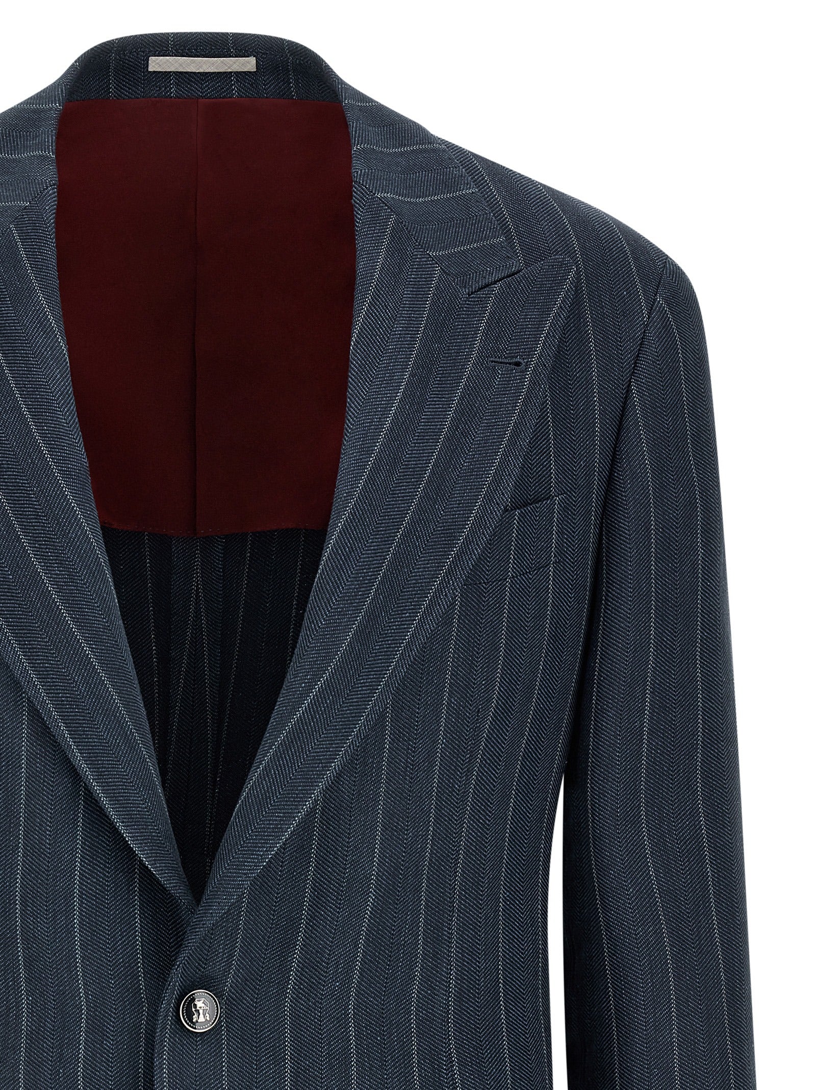 Blazer by Brunello Cucinelli for men in silk & hemp blue & chevron features an crisp silhouette with sophisticated and a crisp for a truly crisp finish.