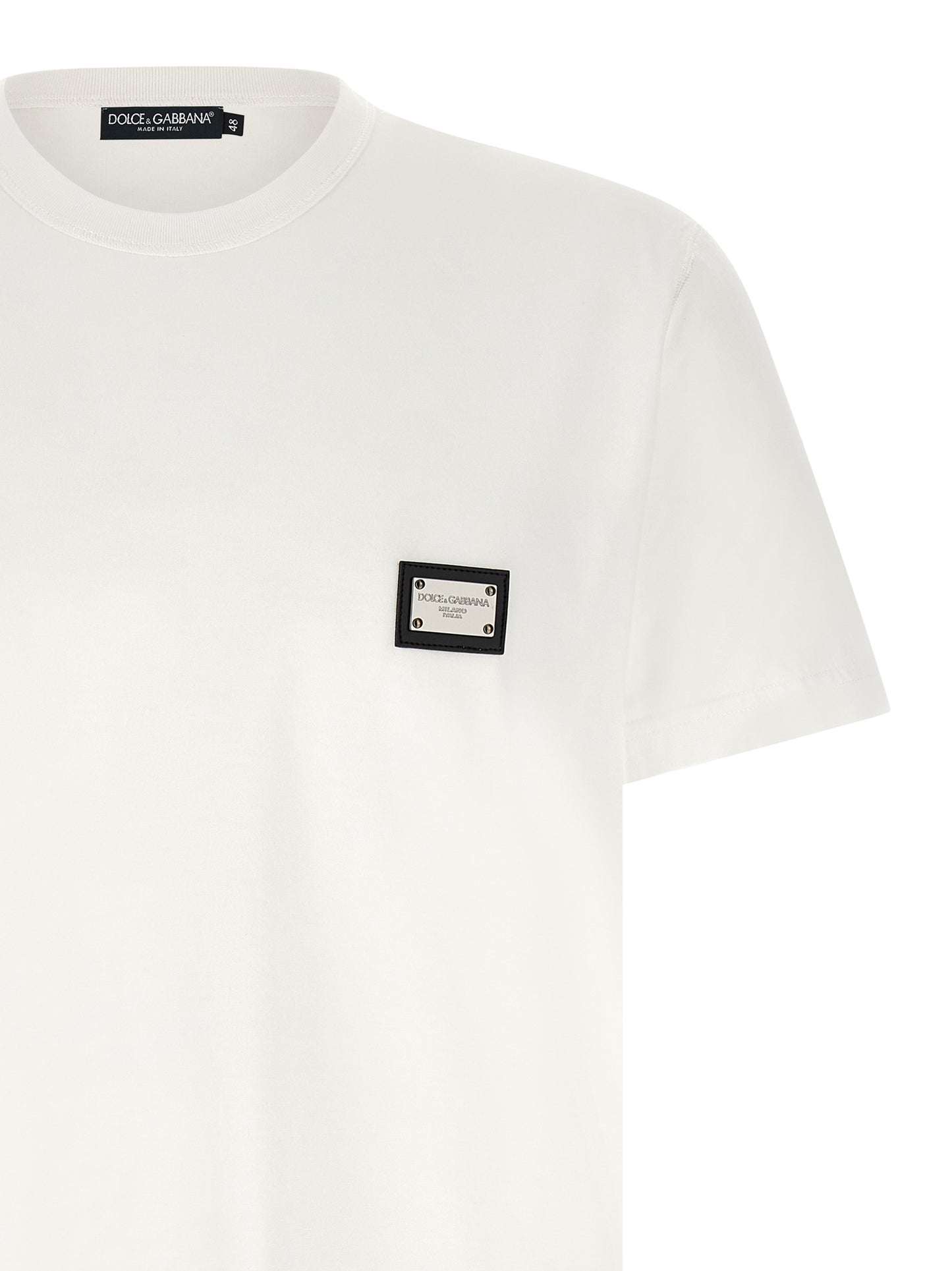T-Shirt by Dolce & Gabbana for men in leather & cotton white showcases a fashionable silhouette, elegantly detailed with a fashionable and for a sophisticated, high-fashion look.