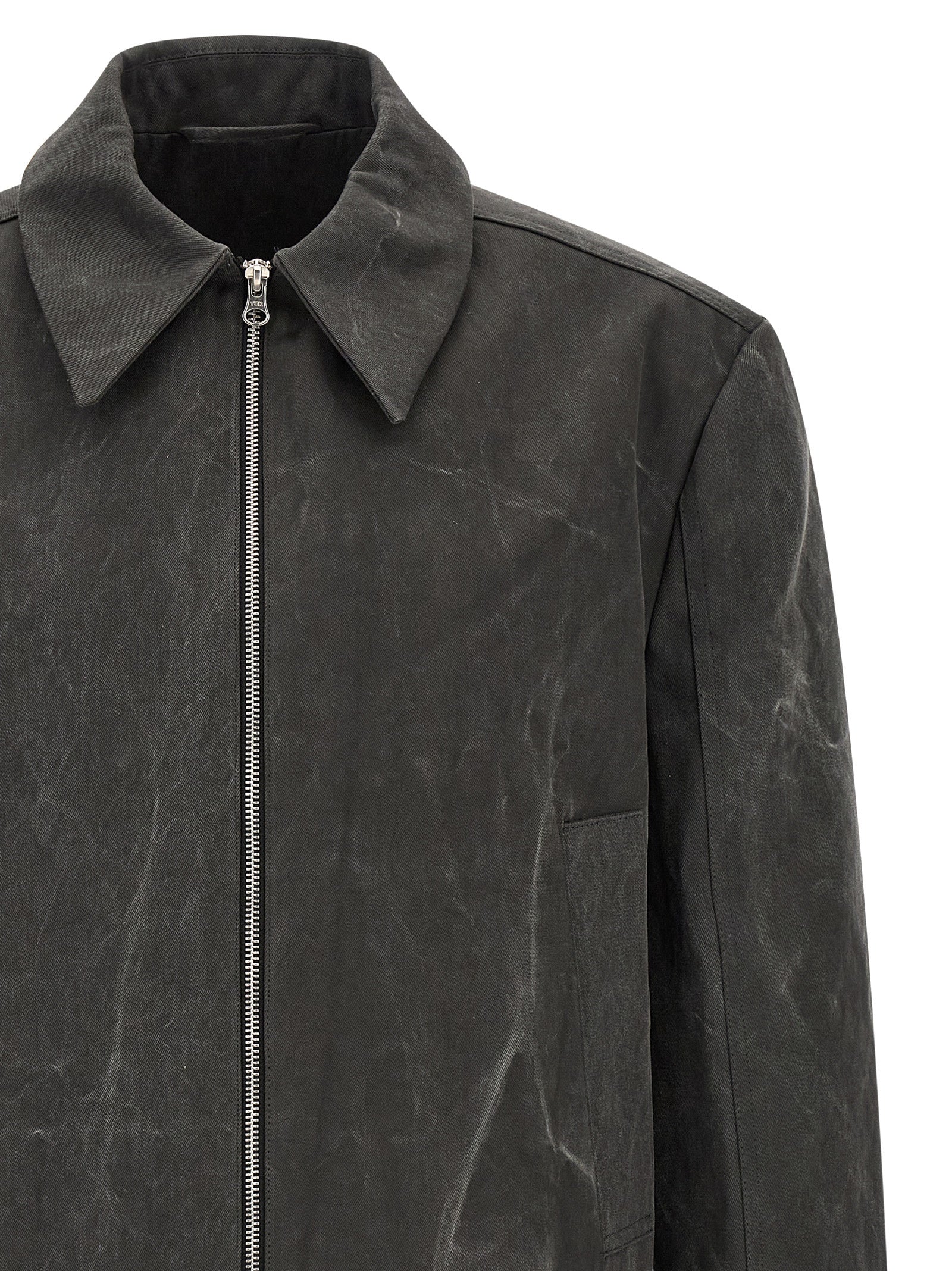 Overcoat by SÉFR for men in cotton gray showcases a enveloping silhouette, detailed with distinctive pockets and a enveloping shirt-collar neckline.