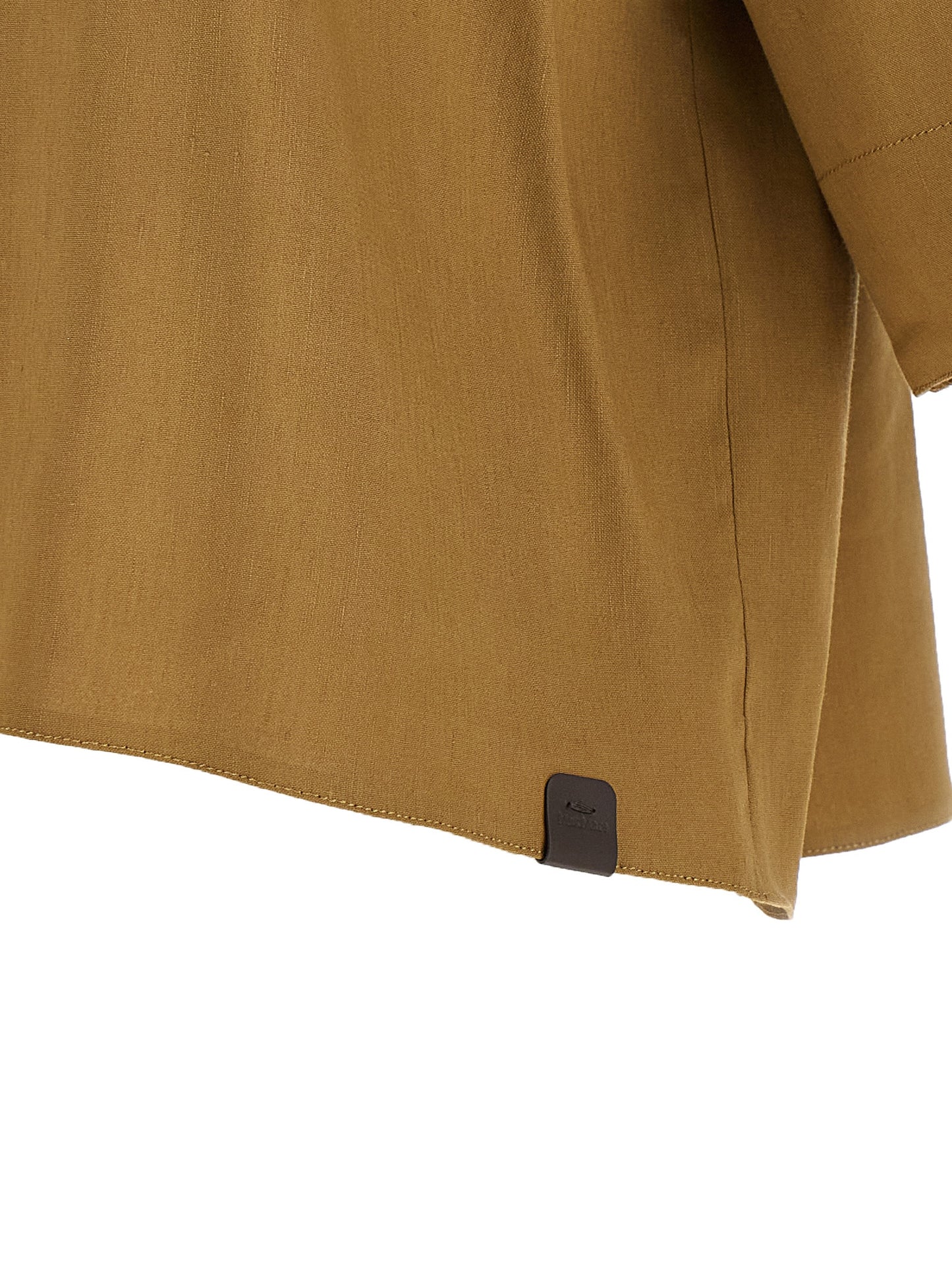 Blouse by Max Mara for women in viscose & linen beige presents a discerning silhouette, showcasing a sophisticated and for a truly discerning finish.
