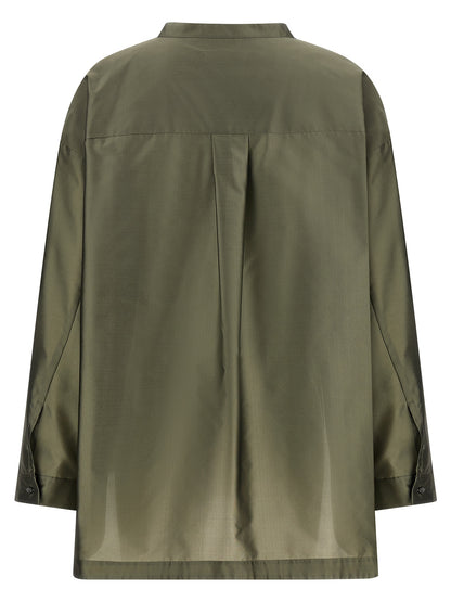 Blouse by S Max Mara for women in polyester & silk bicolour, green & pearl features an polished silhouette, showcasing a sophisticated mandarin neckline and detail for a truly polished finish.