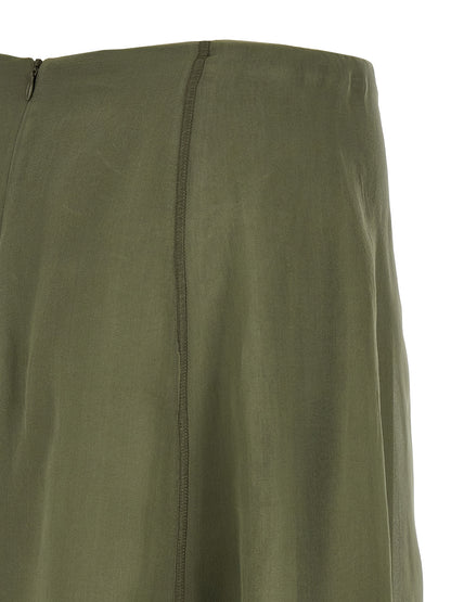 Skirt by Brunello Cucinelli for women in silk crepe bicolour & green features an tailored silhouette, artfully capturing the essence of Women's Circle Flared Silk Crepe Skirt in a sophisticated midi.