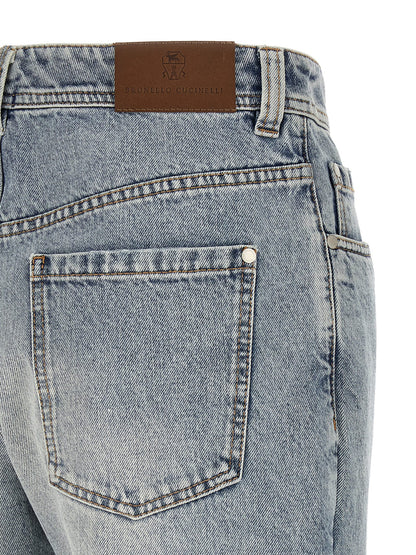 Jeans by Brunello Cucinelli for women in cotton denim light-blue features an sophisticated mid rise and tapered-leg & wide with a precise long, creating a sophisticated and sophisticated silhouette.
