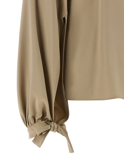 Blouse by Max Mara for women in silk satin beige presents a discerning silhouette, showcasing a sophisticated and for a truly discerning finish.