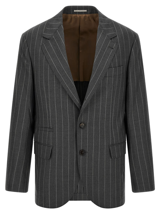 Blazer by Brunello Cucinelli for men in virgin wool gray & horn showcases a discerning silhouette, elegantly detailed with a sophisticated and premium for a truly discerning finish.