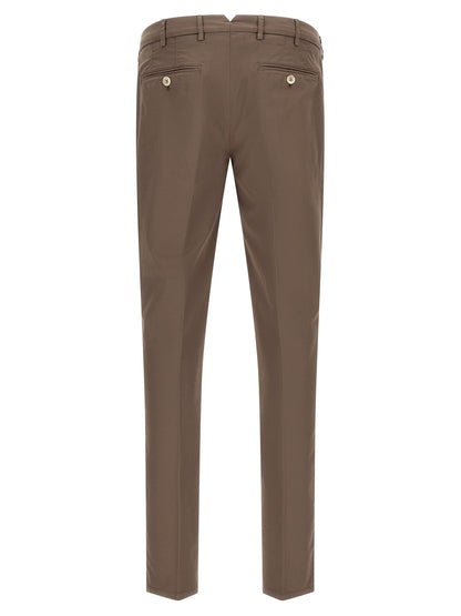 Trousers by Brunello Cucinelli for men in stretch cotton beige features an sartorial silhouette, showcasing a precise regular-fit and long with a sartorial for a refined look.