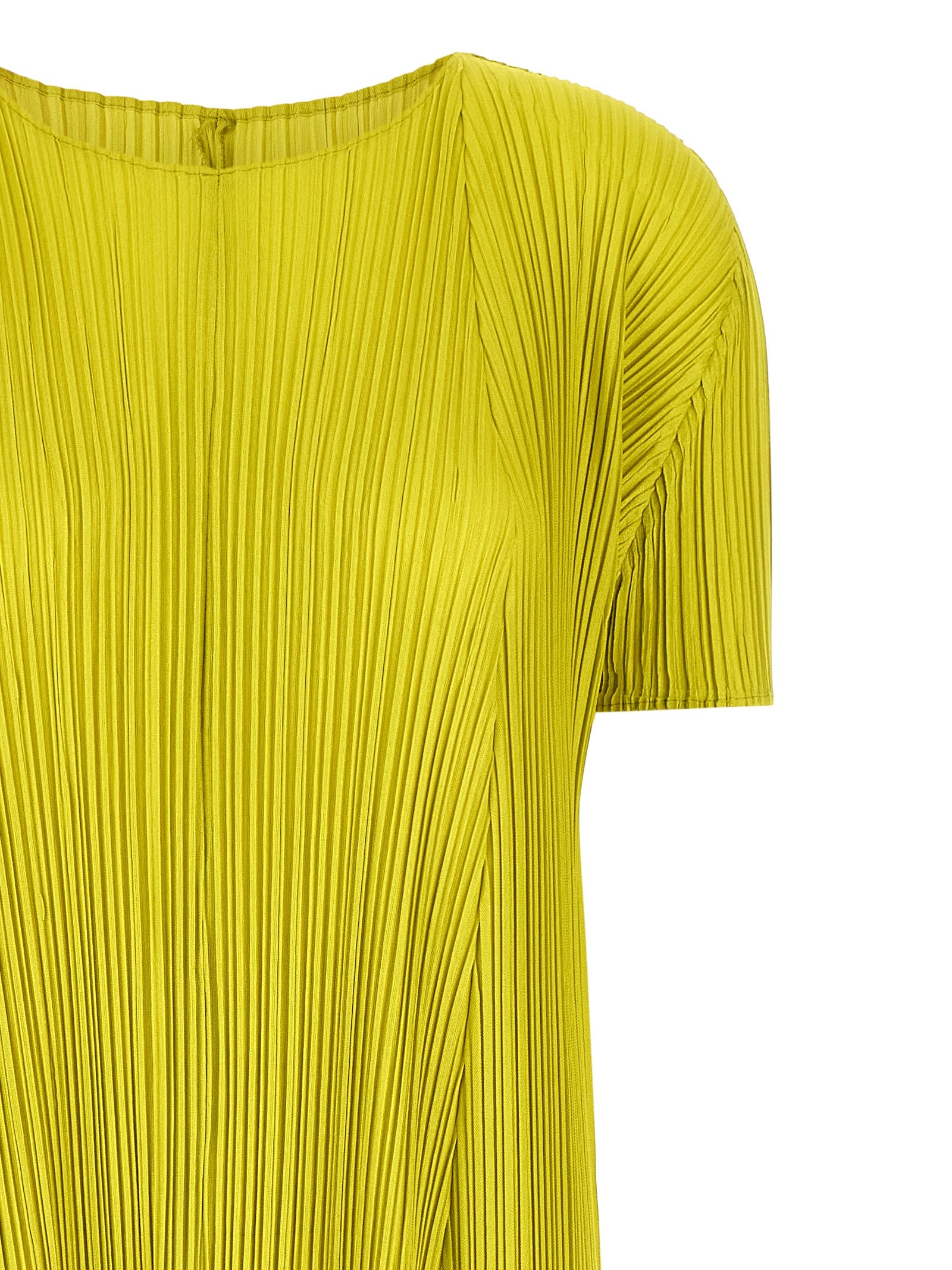 Dress by PLEATS PLEASE ISSEY MIYAKE for women in polyester bicolour & green features an sultry silhouette defined by a round neckline and , falling to an sultry midi short for a sultry look.