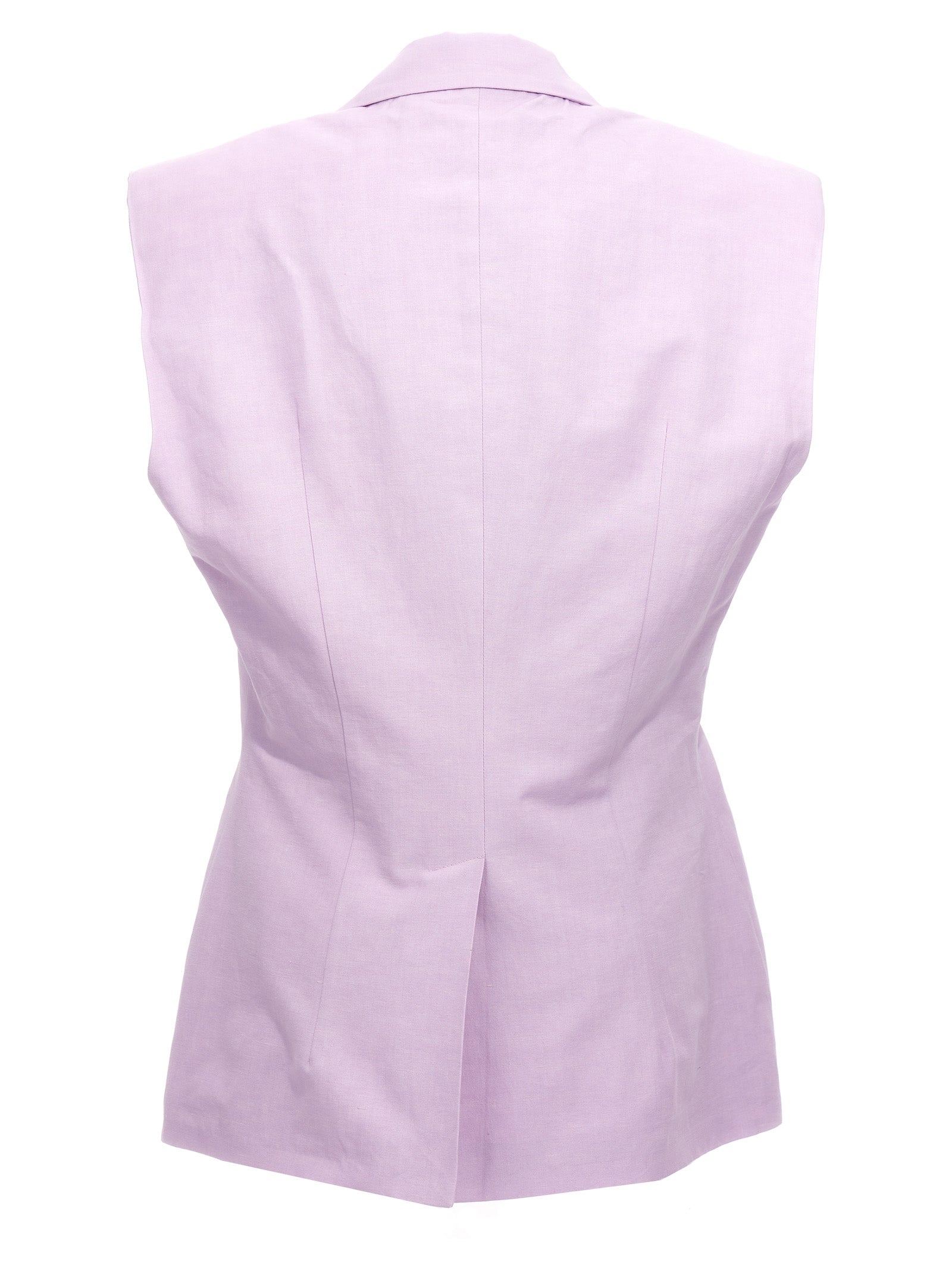 This Blazer by OMBRA MILANO for women in linen & cotton purple presents a tailored silhouette, meticulously tailored with a tailored and distinctive for a tailored finish.