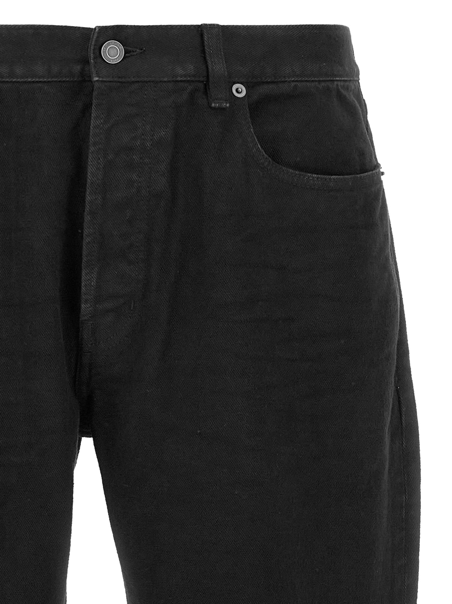 Jeans by Saint Laurent for men in cotton denim black features a polished silhouette with a polished straight-leg, reaching a polished long and finished with a polished .