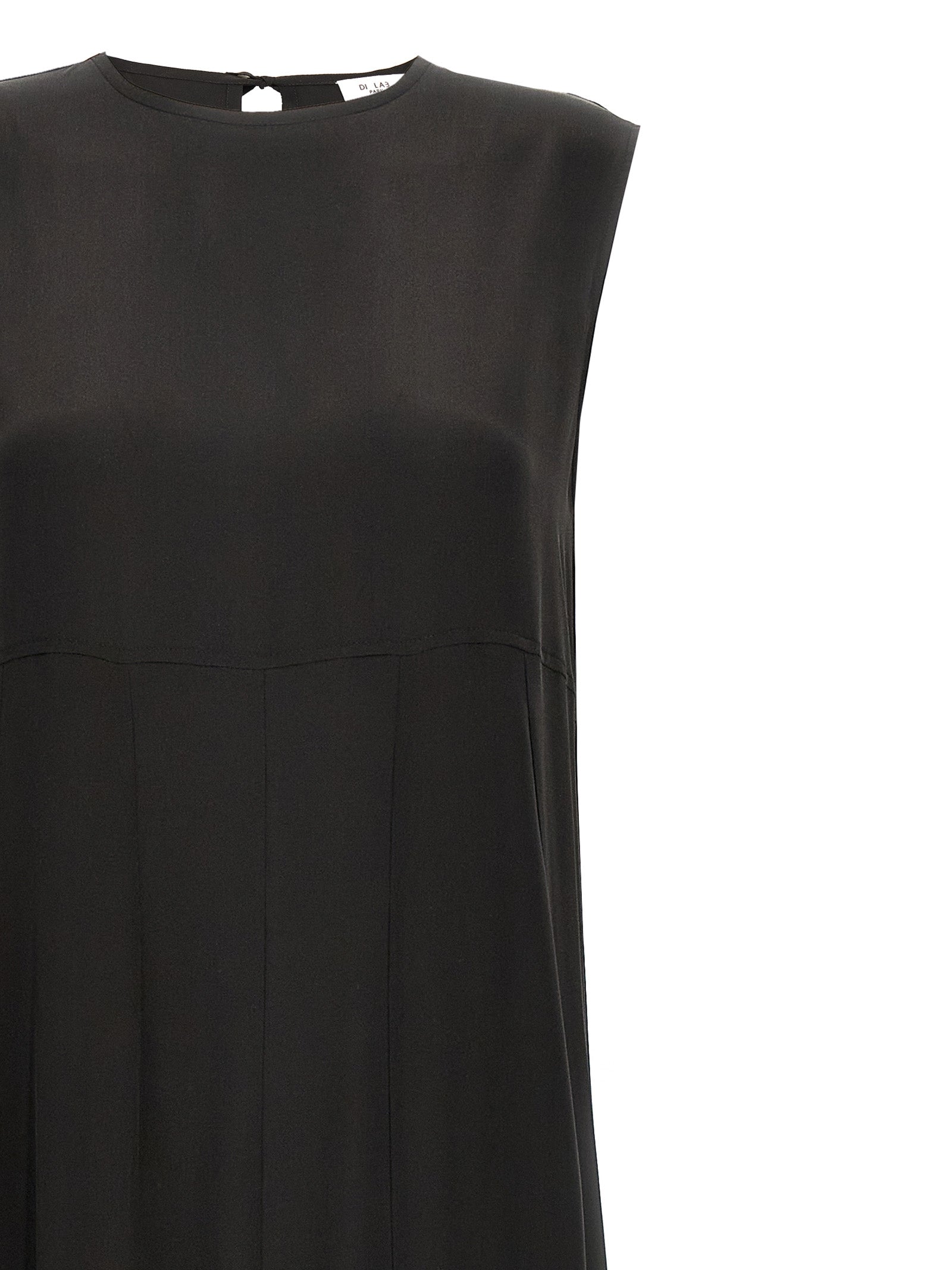 Dress by DI.LA3 PARI' for women in silk crepe black presents a sinuous silhouette, showcasing a sophisticated crew neckline and detailed with a sinuous long for a refined finish.