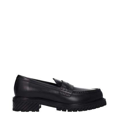 This Mid-Heel Loafer Slip-On Shoes by Off-White for men in leather & rubber black & white features an exquisite silhouette from the Men's Leather & Rubber Mid-Heel Loafer Slip-On Shoes collection, defined by a sophisticated 4-5-cm-heel mid-heel and elegant round toe style.