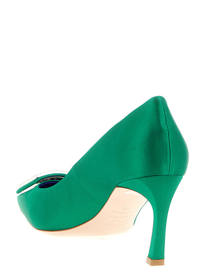 This Mid-Heel Pumps Heels by Roger Vivier for women in silk satin viscose & leather bicolour & green presents a effortlessly chic silhouette from the Women's Silk Satin Viscose & Leather Mid-Heel Pumps Heels collection, featuring a effortlessly chic mid-heel and effortlessly chic square toe style.