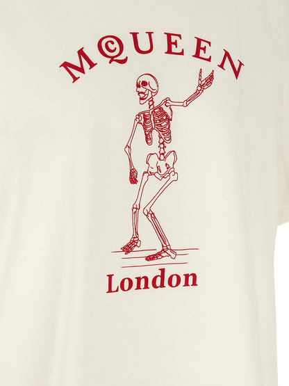 T-Shirt by Alexander McQueen for men in cotton multicolor, red & print features a plush silhouette, showcasing a sophisticated and for a truly plush finish.