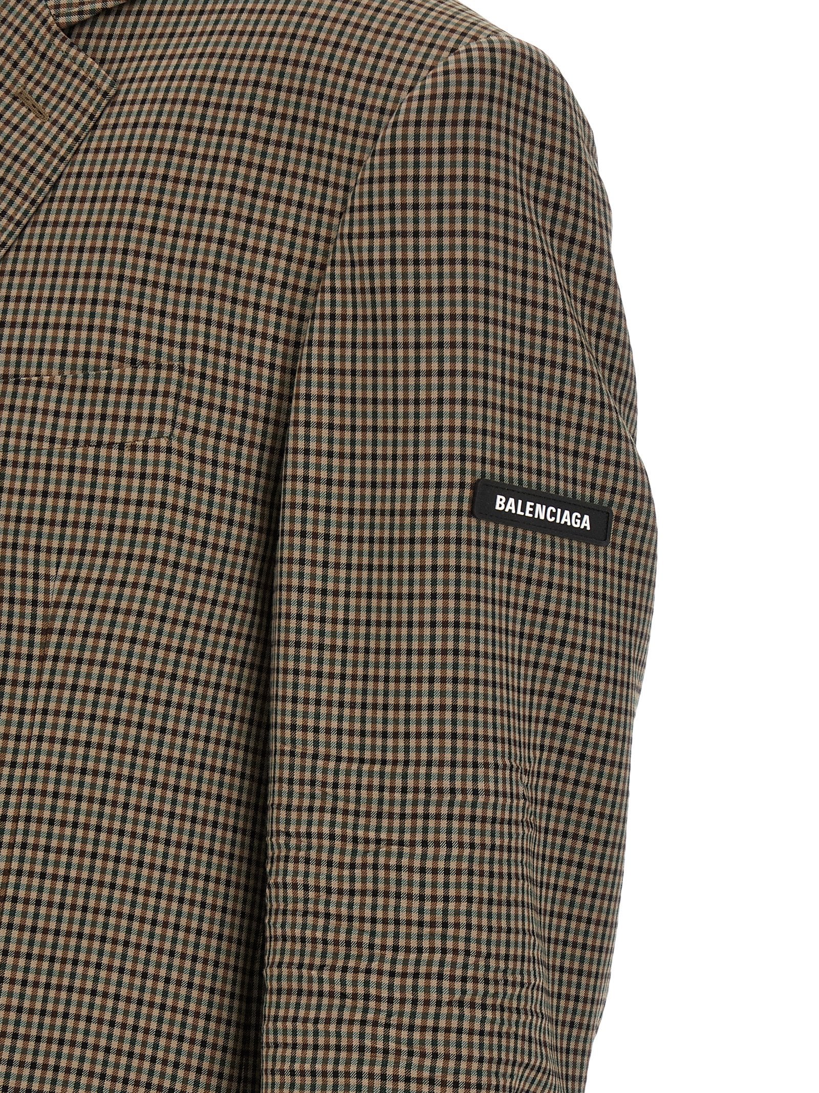 Blazer by Balenciaga for men in lyocell brown & print showcases a discerning silhouette, elegantly detailed with a sophisticated and premium for a truly discerning finish.