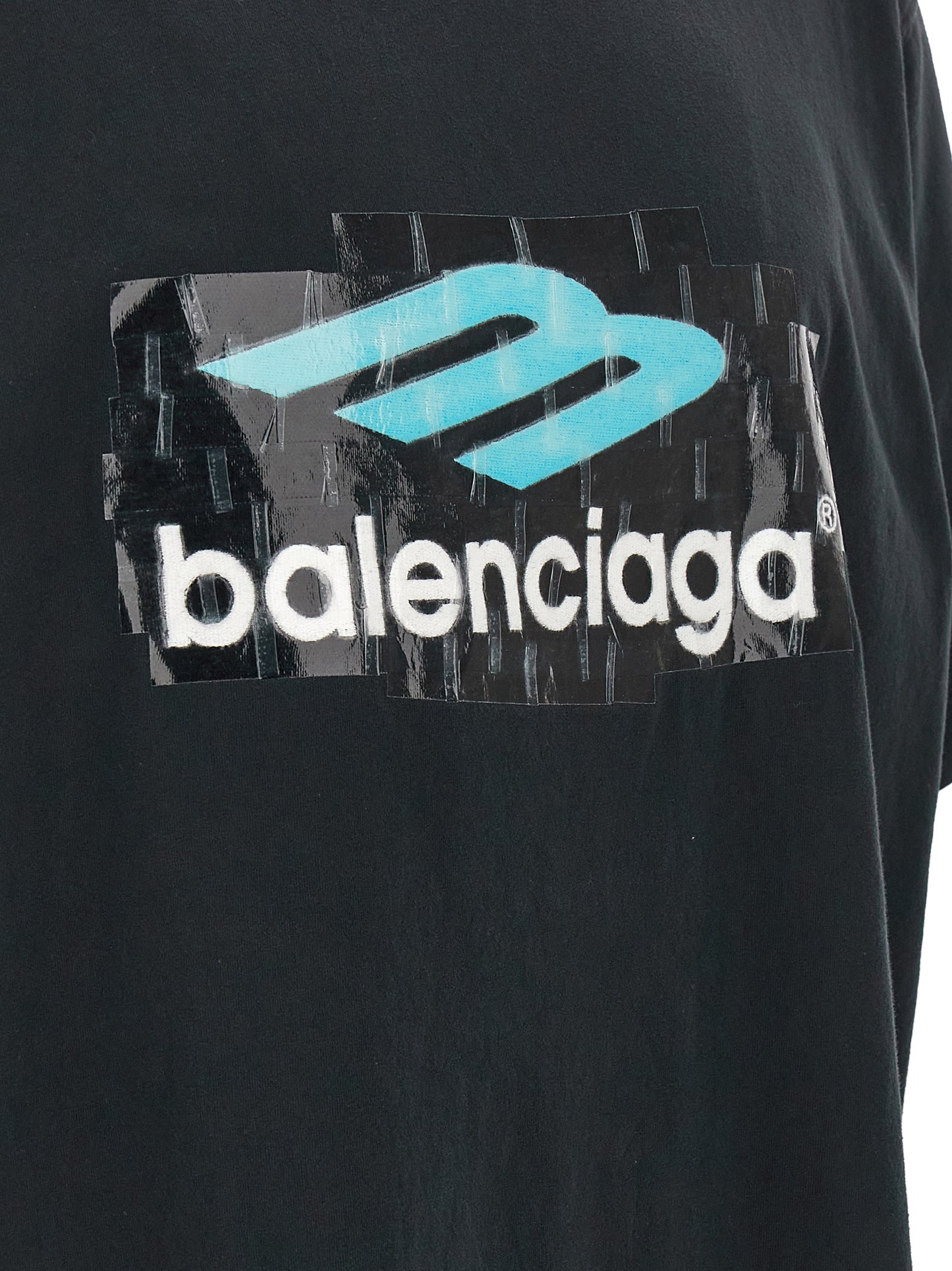 T-Shirt by Balenciaga for men in cotton black & print showcases a chic silhouette, artfully detailed with a chic and for a chic finish.