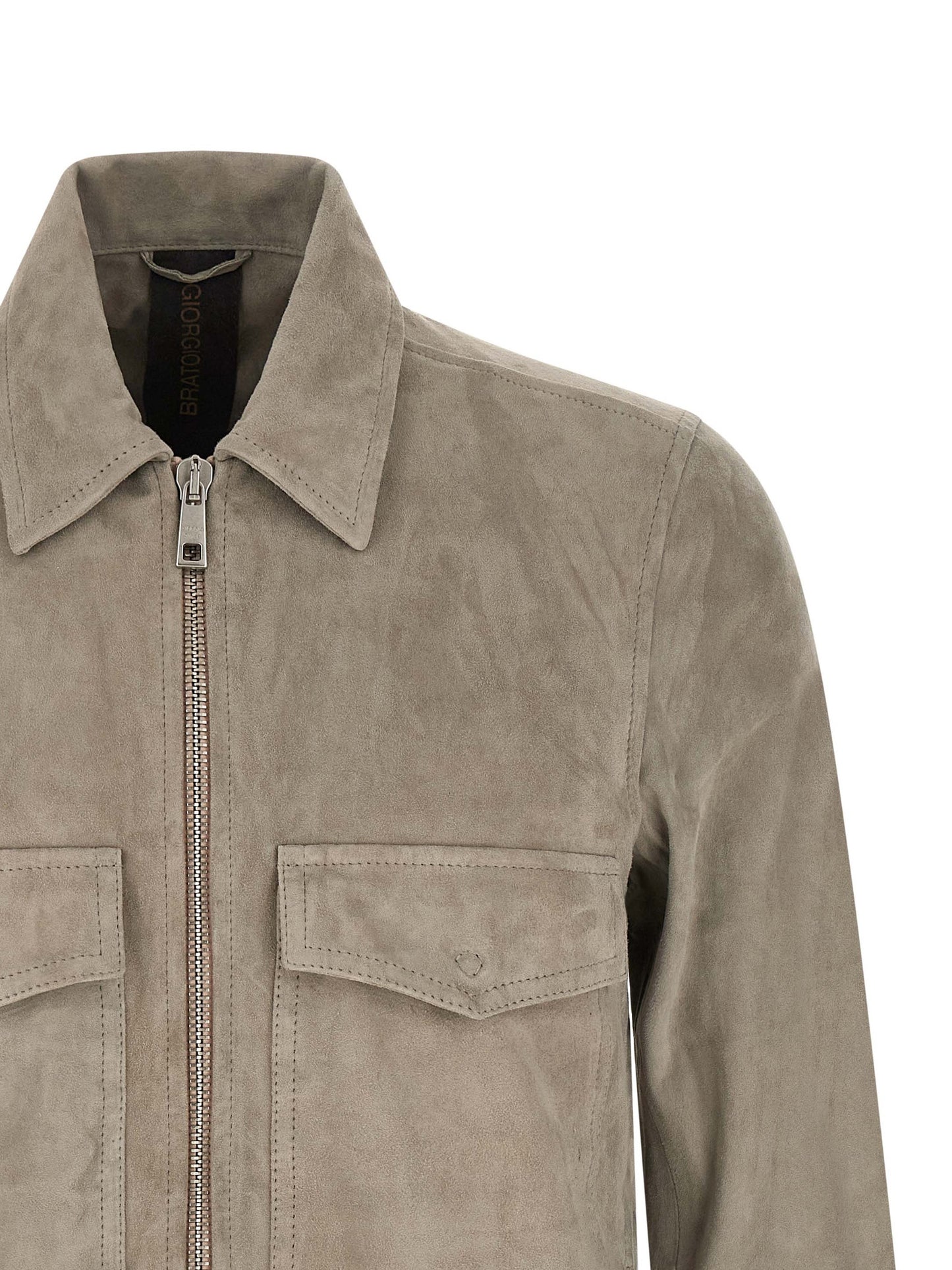 Jacket by GIORGIO BRATO for men in velour & suede lamb leather gray presents a authentic silhouette, artfully detailed with a authentic shirt-collar neckline and functional pockets for a premium authentic finish.