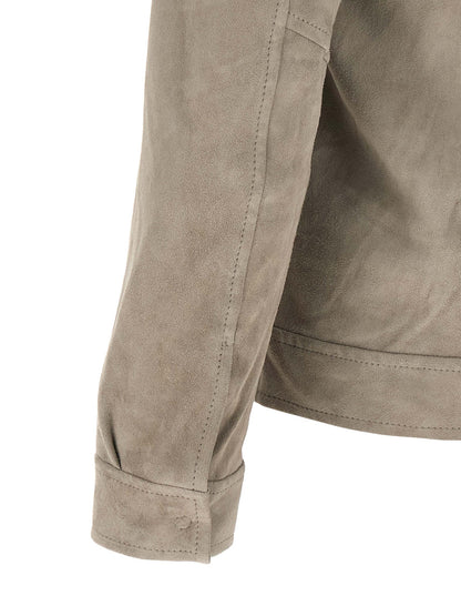 Jacket by GIORGIO BRATO for men in velour & suede lamb leather gray presents a impeccable silhouette, showcasing distinct pockets and a impeccable shirt-collar neckline for a sophisticated finish.