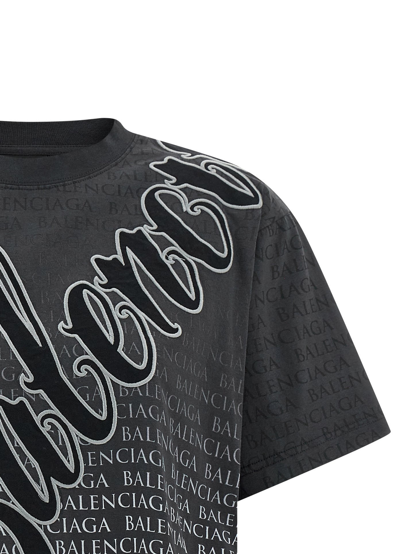T-Shirt by Balenciaga for women in cotton gradient, black & print showcases a chic silhouette, artfully detailed with a chic and for a chic finish.