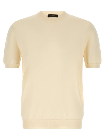 Cardigan by ZANONE for men in cotton beige showcases a luxurious silhouette, meticulously detailed with a sophisticated crew neckline and short-sleeve for a refined finish.