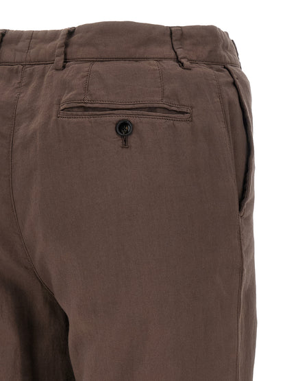 Trousers by CELLAR DOOR for men in cotton brown features an on trend silhouette, showcasing a sophisticated straight-leg, regular-fit & wide with a long and for an on trend finish.