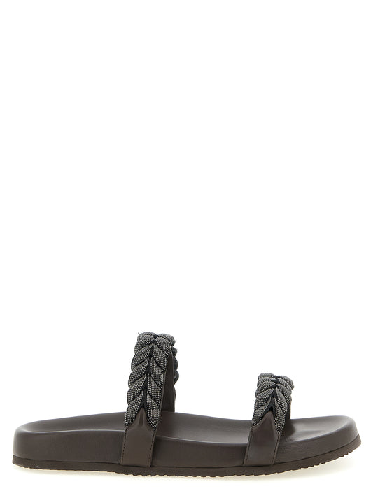 Sliders Sandals Flat Shoes by Brunello Cucinelli for women in tu leather brown presents a effortless chic silhouette, showcasing the Monile Women's TU Leather Sliders Sandals Flat Shoes design with a effortless chic and for a sophisticated look.