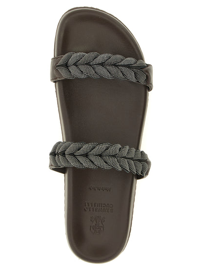 Sliders Sandals Flat Shoes by Brunello Cucinelli for women in tu leather brown presents a effortless chic silhouette, showcasing the Monile Women's TU Leather Sliders Sandals Flat Shoes design with a effortless chic and for a sophisticated look.