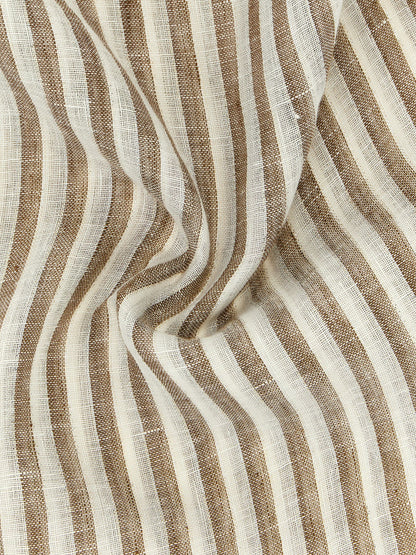 Scarf by Brunello Cucinelli for women in linen polyester & viscose brown, patterned & striped presents a cosy silhouette, artfully capturing the sophisticated design and premium aesthetic of the Linen Polyester & Viscose Scarf.