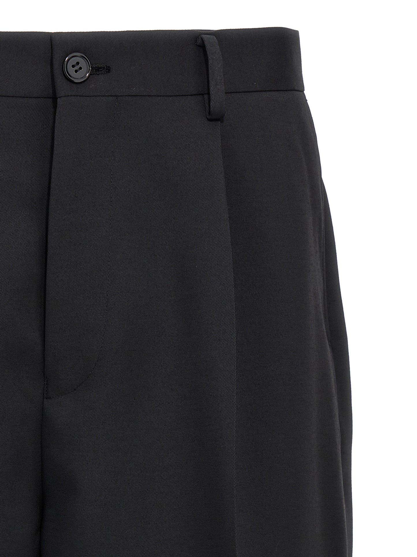 Bermuda Shorts by Undercover for men in wool & polyester black presents a sleek silhouette, featuring a sleek with a refined short and a sophisticated .