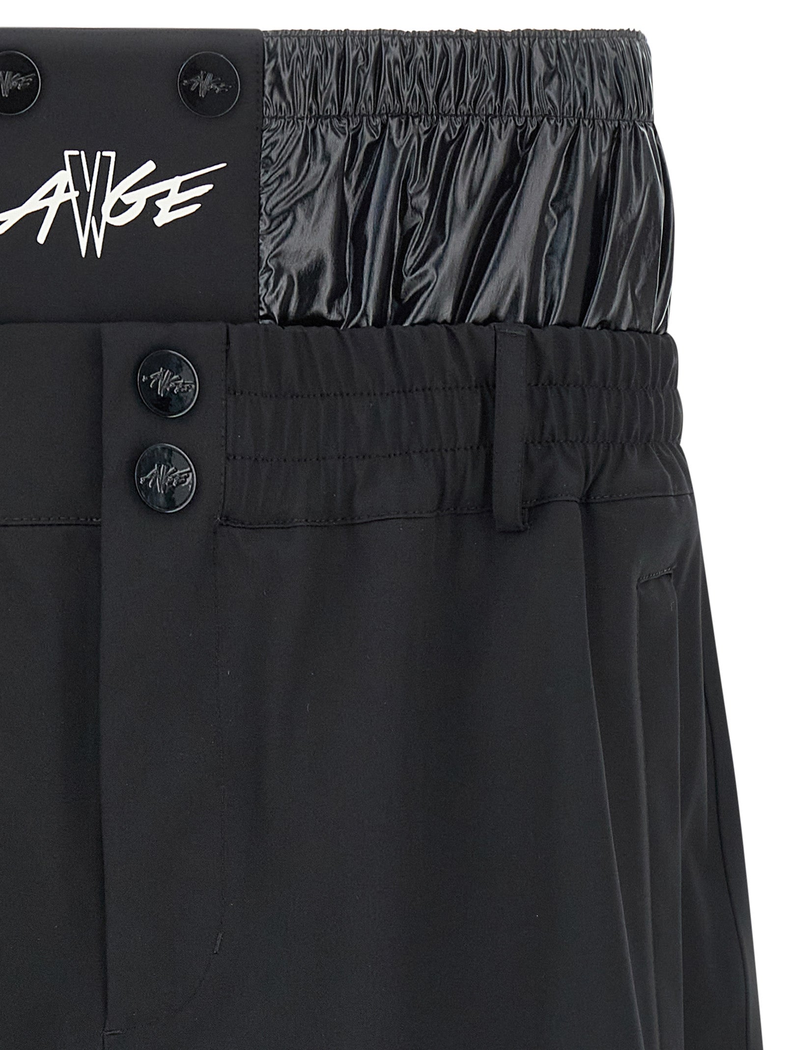 Bermuda Shorts by MONCLER GENIUS for men in nylon black & print showcases a on trend silhouette, featuring a tailored with a classic short and sophisticated for a on trend finish.