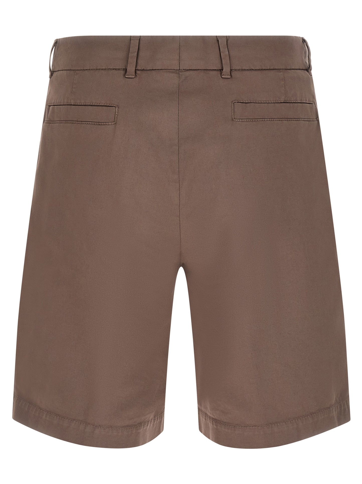 Bermuda Shorts by Brunello Cucinelli for men in stretch cotton brown features an tailored silhouette, showcasing a tailored relaxed-fit with a short and for a sophisticated look.
